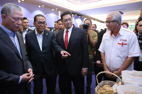 Putrajaya Okt Naib Canselor Universiti Putra Malaysia Upm Dato