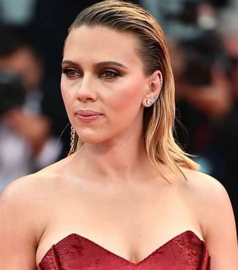 Have You Seen This Hot Wet Look Of Scarlett Johansson The Picture Is Sure To Make You Sweat