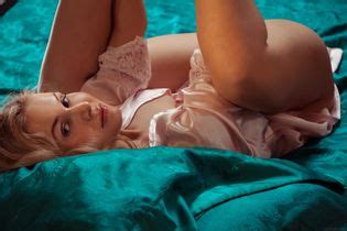 Presenting Caroline Luscious Hentai Manga Porn