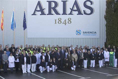 El Rey Felicita A Los Trabajadores De Mantequer As Arias Y Dice Que En