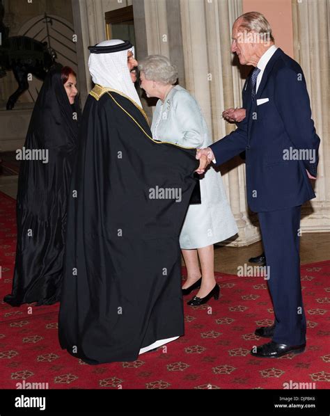 Queen Sabika Bint Ibrahim Al Khalifa King Of Bahrain Hamad Bin Isa Al Khalifah Queen Elizabeth