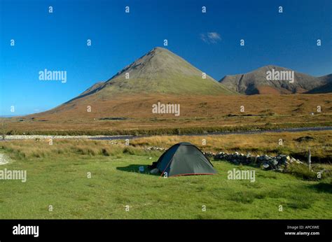 Camping at Sligachan Isle of Skye Highland Stock Photo - Alamy