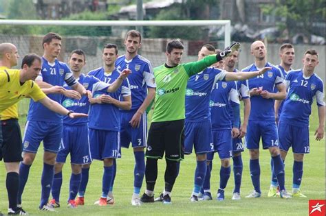 Jo Jedan Prvoliga Na Izdisaju Svi Lanovi Uprave Podnijeli Ostavke