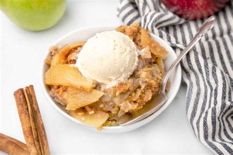 Old Fashioned Easy Apple Crisp Chef Dennis