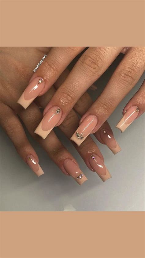 NUDE NAILS Gel Nails Nail Art Stylish Nails