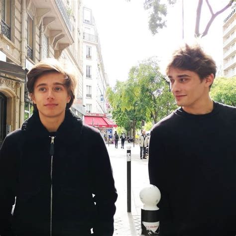 Pin By Sasha On Celebrities Male Cute Gay Couples Maxence Danet Fauvel