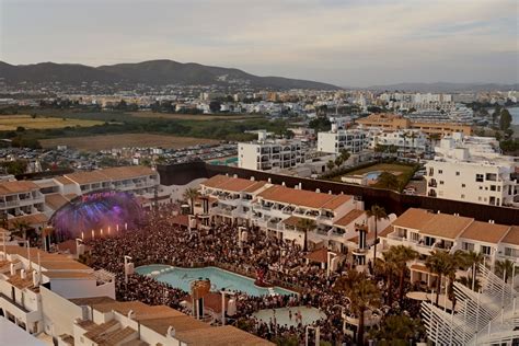 Check out these photos from the opening weekend of Ushuaïa and Hï Ibiza