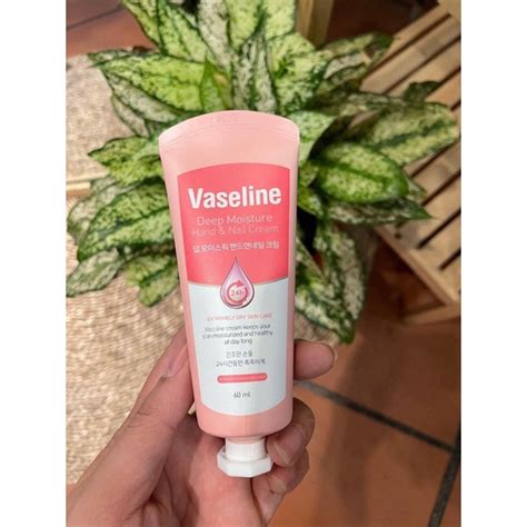 Kem D Ng Da Tay Vaseline Deep Moisture Hand Nail Cream Ml Shopee