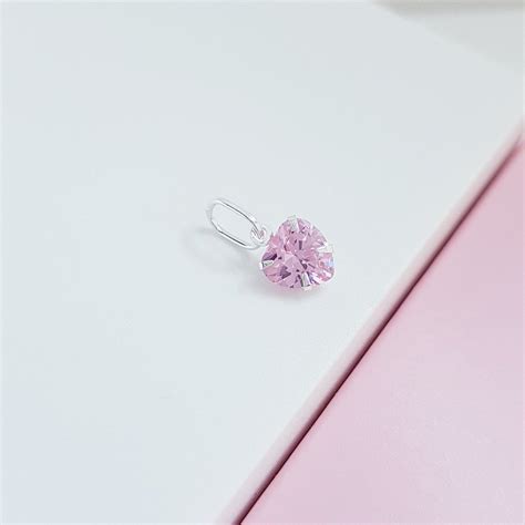 Pingente Ponto De Luz Zirconia 6mm Na Cor Rosa Claro Em Prata Da Rosa