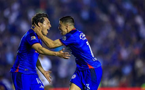 Cruz Azul Vence A Pumas Para Meterse A Semifinales El Heraldo De Tabasco Noticias Locales