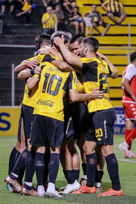 Guaraní vuelve a la victoria y la lucha por ingresar a la Libertadores