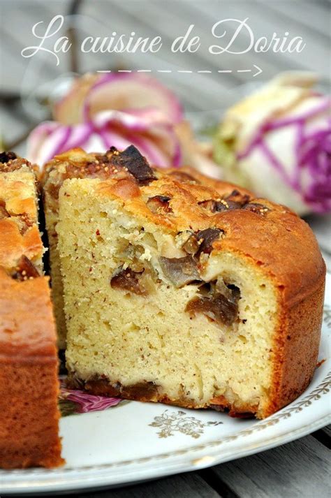 Gâteau moelleux aux figues du jardin