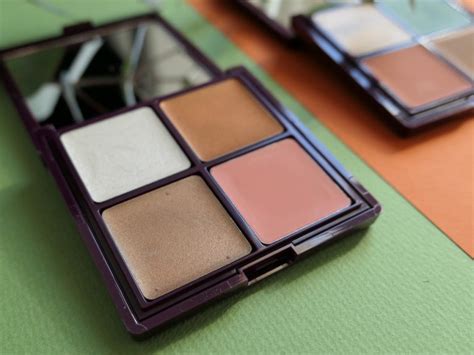 Merci Nude Noir J Ai Des Toiles Sur Les Yeux Monagrom