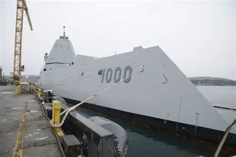 The Destroyer USS Zumwalt Makes Its Longest Crossing With A Port Visit