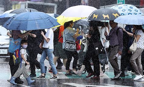 午後雷陣雨來了！4縣市大雨特報注意雷擊、強陣風 旅遊 聯合新聞網