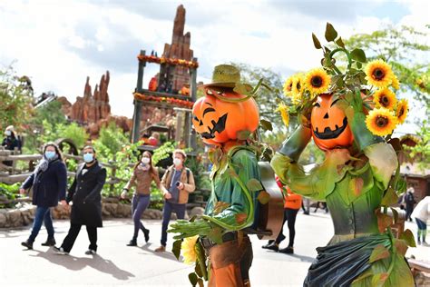 ParcPlaza net Les saisons dHalloween et de Noël sont de retour à