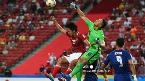 Sosok Hassan Sunny Kiper Singapura Yang Jadi Trending Topik Dipuji