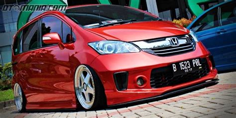 Modifikasi Mobil Honda Freed Pecinta Dunia Otomotif