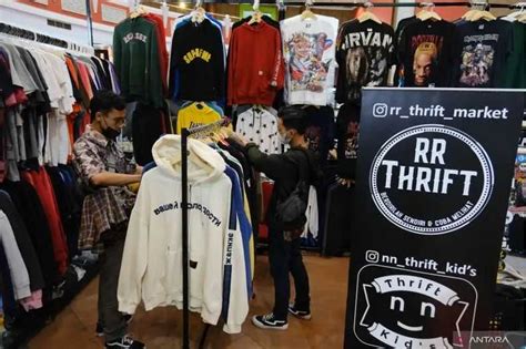 Larangan Impor Baju Bekas Saatnya Kembangkan Brand Lokal Koran