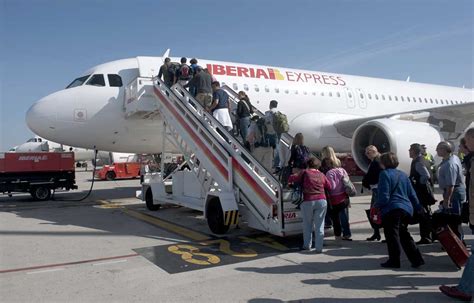 Iberia Express Inicia Operaciones Fly News