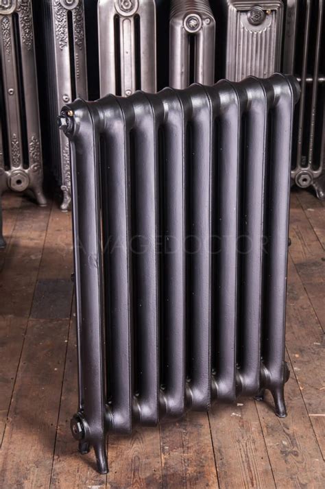 Beeston Single Column Duchess 140mm Deep Cast Iron Radiator 925mm