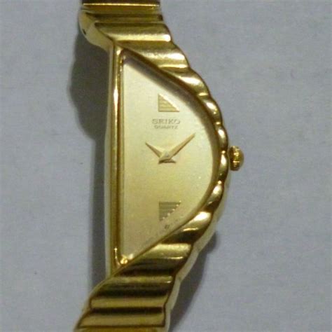 Vintage Ladies Seiko Half Moon Watch 1f20 5d59 Nice Condition And Running Well Watchcharts