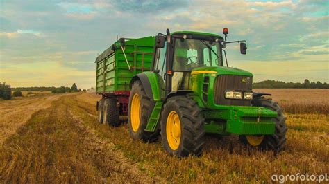 Zdjęcie traktor John Deere 6630 id 822116 Galeria rolnicza agrofoto