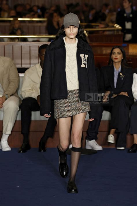 Tommy Hilfiger Fashion Show Runway Ready To Wear Fall Winter