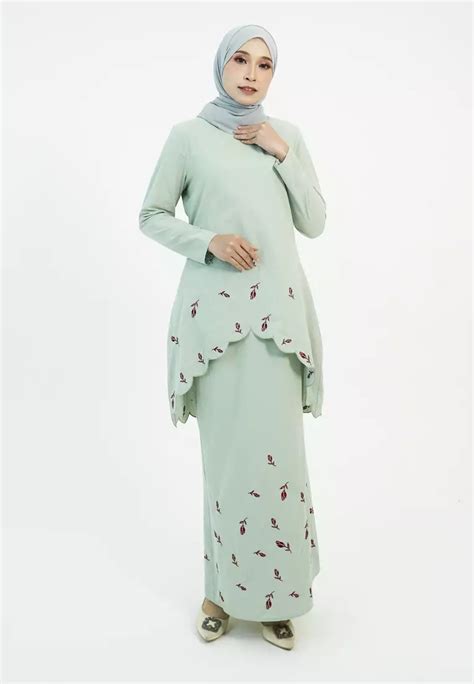 Buy Gene Martino Nera Kurung Modern Online Zalora Malaysia