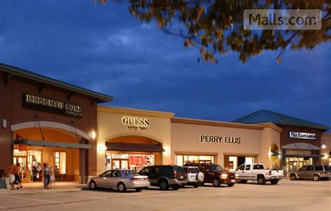 Allen Premium Outlets - Outlet center in Dallas, Texas, USA - Malls.Com