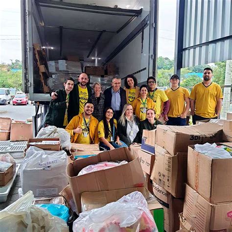 Em 15 Dias Rede Cooper Arrecada Quatro Toneladas De Alimentos Para