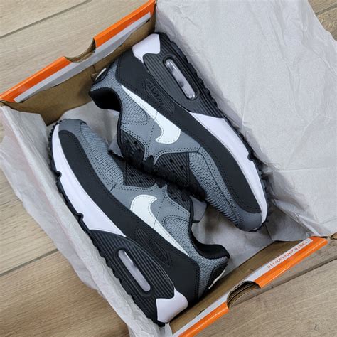 Серые подростковые и женские кроссовки Найк Эйр Макс 90 | Nike Air Max ...