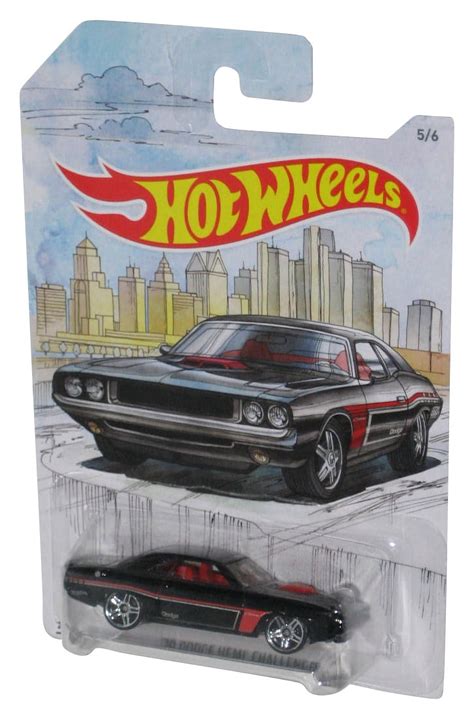 Hot Wheels 70 Dodge Hemi Challenger 2018 Mattel Die Cast Toy Car 56