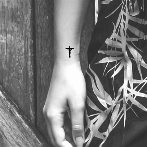 Cross Jesus Crucifix Temporary Tattoo | Etsy