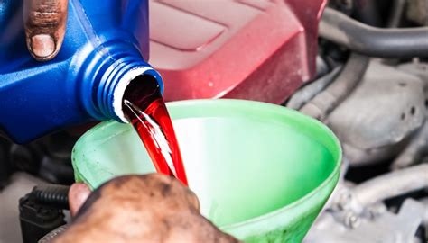 What Is The Difference Between Transmission Fluid And Engine Oil