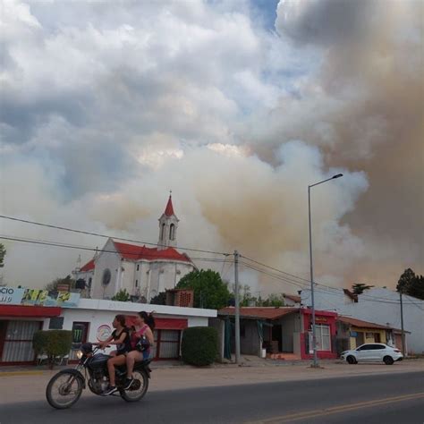 Dramático Incendio En Traslasierra Hay Personas Evacuadas Y Severos