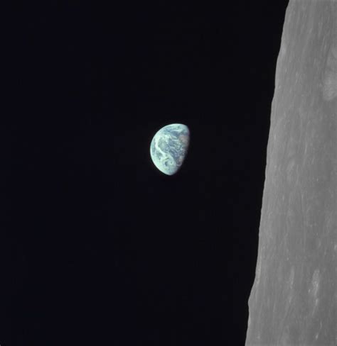 50 Years Later The Iconic Apollo 8 Earthrise Photo Still Gives Us Chills Nasa Earth Earth