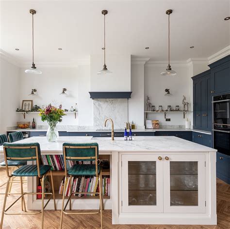 The kitchen island trends dominating 2025 | Ideal Home
