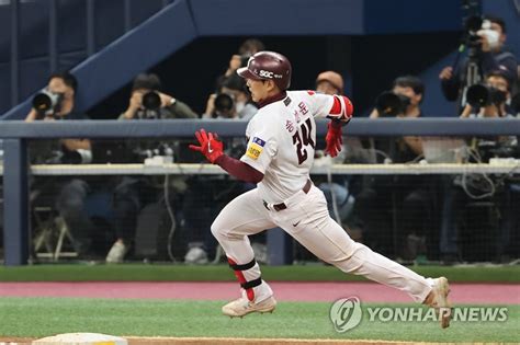 올해도 가을 향기결승타 주인공은 가을 남자 키움 송성문 연합뉴스