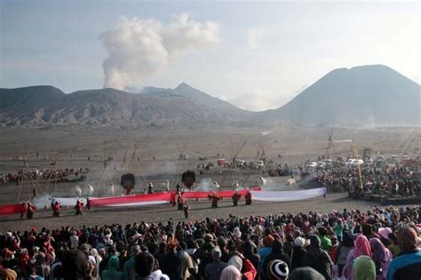 Hari Ini Kawasan Wisata Gunung Bromo Dibuka Kembali