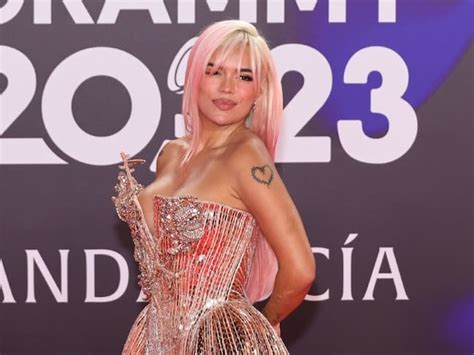 Karol G Reina En Premio Lo Nuestro Se Quedó Con Nueve Premios