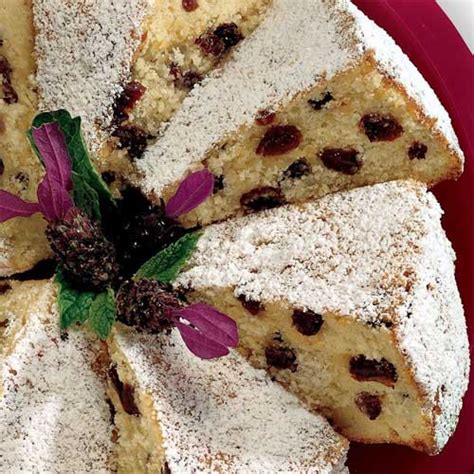 Cream Cheese Raisin Pound Cake - FarmerOwned