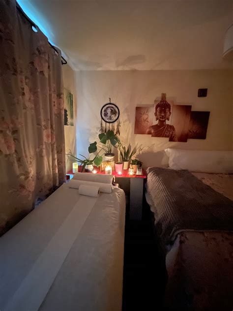 Swedish Massage Therapist Aura In Dundee In Dundee Gumtree