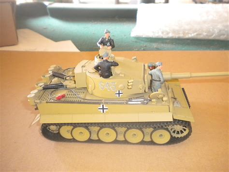 German Tiger I Early Production Tank Plastic Model Tank