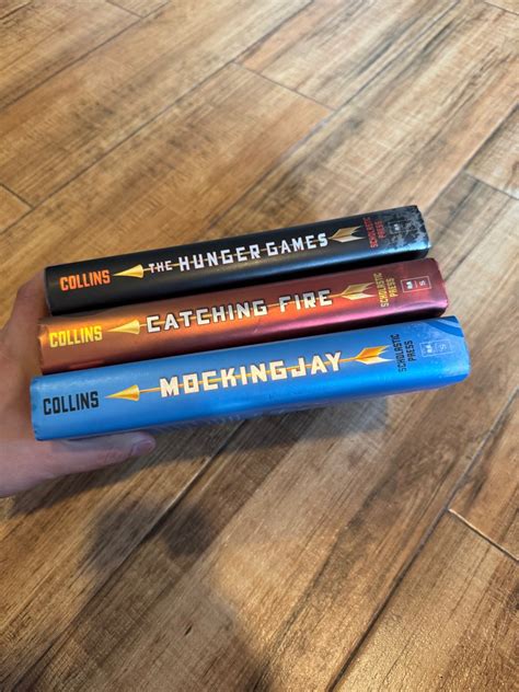 Hunger Games Trilogy Hardcover Hobbies Toys Books Magazines