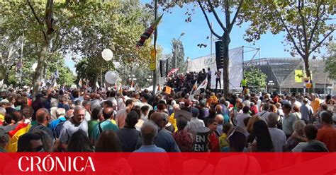 Las siete peticiones de la manifestación por el español de Barcelona