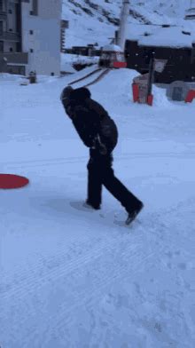 Someone Slipping On Ice GIFs | Tenor