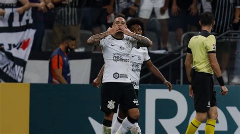 Maycon Decide E Corinthians Consegue Vit Ria Essencial Contra O Boca