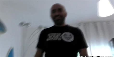 Spicy Latina Penelope Seduces Guy And Gets Shaven Pussy Poked In Bedroom Tnaflix