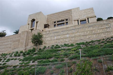 The Blade Runner Mansion: The Story Of Frank Lloyd Wright's Ennis House ...